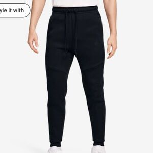 Nike Men's Black Joggers